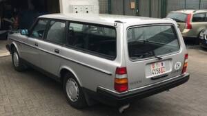 Bild 4/34 von Volvo 245 GL D (1986)