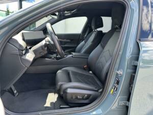 Image 6/15 de BMW i5 eDrive40 Touring (2024)