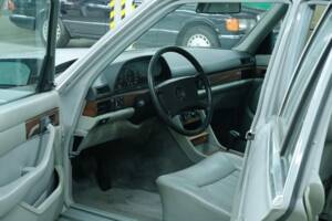 Bild 46/50 von Mercedes-Benz 300 SEL (1986)
