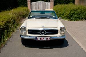 Image 4/8 of Mercedes-Benz 230 SL (1966)