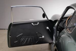 Bild 17/29 von Aston Martin DB 4 GT Zagato (1961)