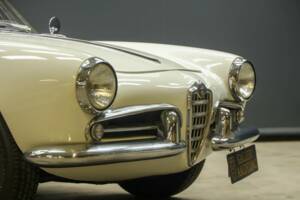 Bild 36/50 von Alfa Romeo Giulietta Spider (1957)