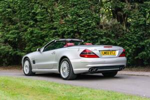 Image 4/10 de Mercedes-Benz SL 55 AMG (2003)