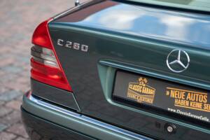 Bild 14/74 von Mercedes-Benz C 280 (1993)