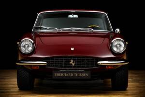Image 3/11 of Ferrari 330 GTC (1967)