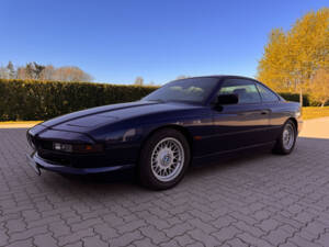 Image 4/69 of BMW 850i (1993)