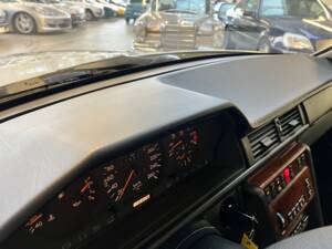 Afbeelding 26/62 van Mercedes-Benz E 500 (1995)