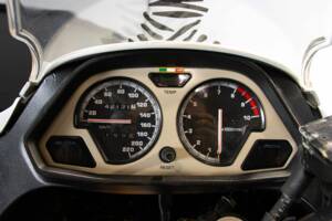 Image 33/35 de Yamaha XTZ 750 Super Ténéré (1989)