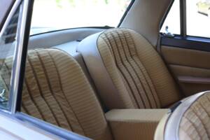 Bild 27/67 von Rover 3500 (1975)