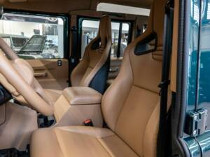 Afbeelding 21/33 van Land Rover Defender 110 Works V8 (2013)