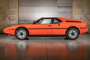 Image 9/22 of BMW M1 (1981)