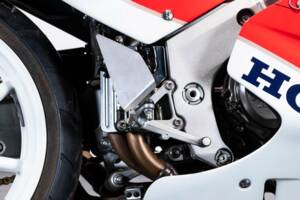 Bild 35/50 von Honda DUMMY (1989)