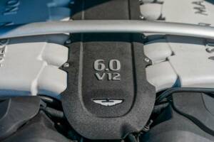 Image 47/50 de Aston Martin V12 Vantage S (2016)