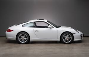 Image 4/40 of Porsche 911 Carrera 4 (2009)