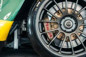 Image 22/30 of Aston Martin DBR9 GT1 (2006)