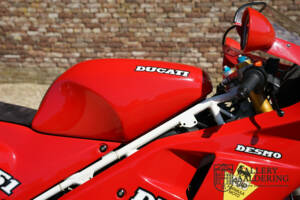 Immagine 5/30 di Ducati DUMMY (1990)