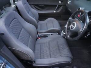 Bild 9/17 von Audi TT 1.8 T (2004)