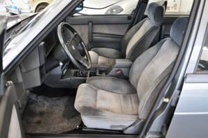 Image 13/34 de Alfa Romeo 75 2.0 Twin Spark (1987)