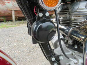 Image 18/50 de Triumph DUMMY (1970)