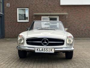 Image 4/100 of Mercedes-Benz 280 SL (1970)