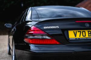 Image 32/47 of Mercedes-Benz SL 600 (2004)