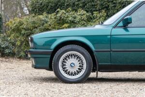 Bild 14/50 von BMW 316i Touring (1993)