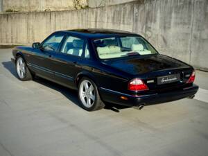 Bild 3/19 von Jaguar XJR 4.0 (1998)