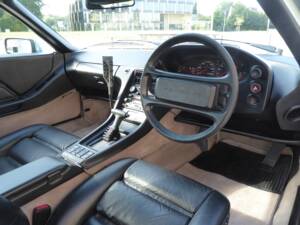 Afbeelding 28/67 van Porsche 928 S (1985)