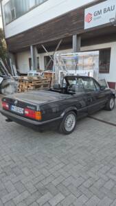 Image 2/4 of BMW 320i (1992)