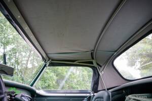 Image 48/59 of Austin-Healey 100&#x2F;6 (BN6) (1958)