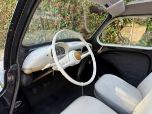 Afbeelding 11/18 van Renault 4 CV (1956)