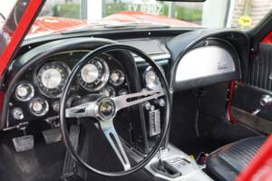 Image 16/50 of Chevrolet Corvette Sting Ray (1963)