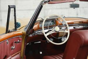 Immagine 38/50 di Mercedes-Benz 220 S Cabriolet (1958)