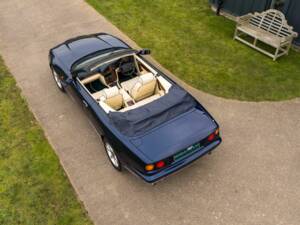 Immagine 7/50 di Aston Martin V8 Volante (1999)