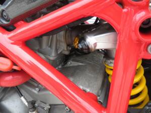 Bild 25/44 von Ducati DUMMY (2010)