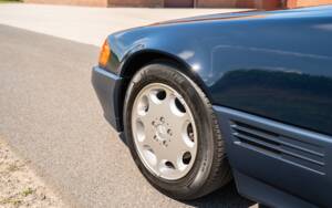 Image 13/44 de Mercedes-Benz 500 SL (1990)