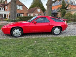 Image 10/33 of Porsche 928 S4 (1989)