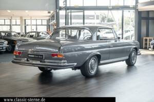 Bild 5/15 von Mercedes-Benz 280 SE 3,5 (1970)