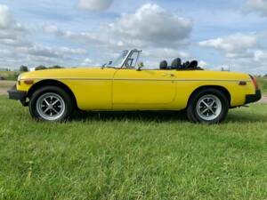 Image 6/8 de MG MGB (1980)