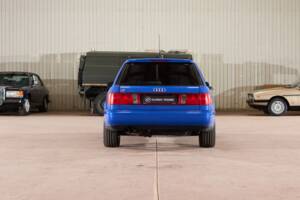 Image 19/113 of Audi S6 Plus Avant (1996)