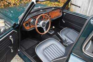 Image 18/29 of Triumph TR 5 PI (1968)