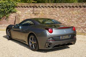 Bild 11/50 von Ferrari California (2010)