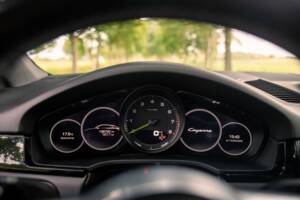 Image 11/21 of Porsche Cayenne Coupé E-Hybrid (2020)