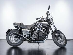 Immagine 7/50 di Yamaha V-Max 1200 (1991)