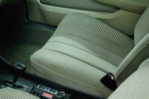 Image 27/50 de Mercedes-Benz 450 SEL 6,9 (1975)