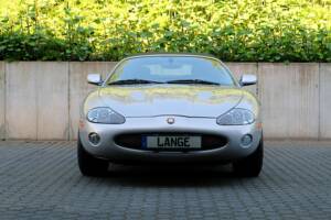 Bild 1/36 von Jaguar XKR (2001)