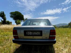 Afbeelding 15/81 van Lancia Thema I.E. (1986)