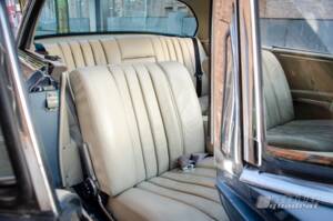 Afbeelding 13/18 van Mercedes-Benz 280 SE 3,5 (1973)