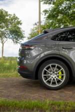 Image 15/21 of Porsche Cayenne Coupé E-Hybrid (2020)