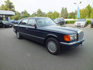 Image 7/14 of Mercedes-Benz 420 SEL (1989)